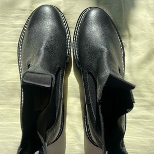Dolce Vita Moana Chelsea Boots - brand new!
